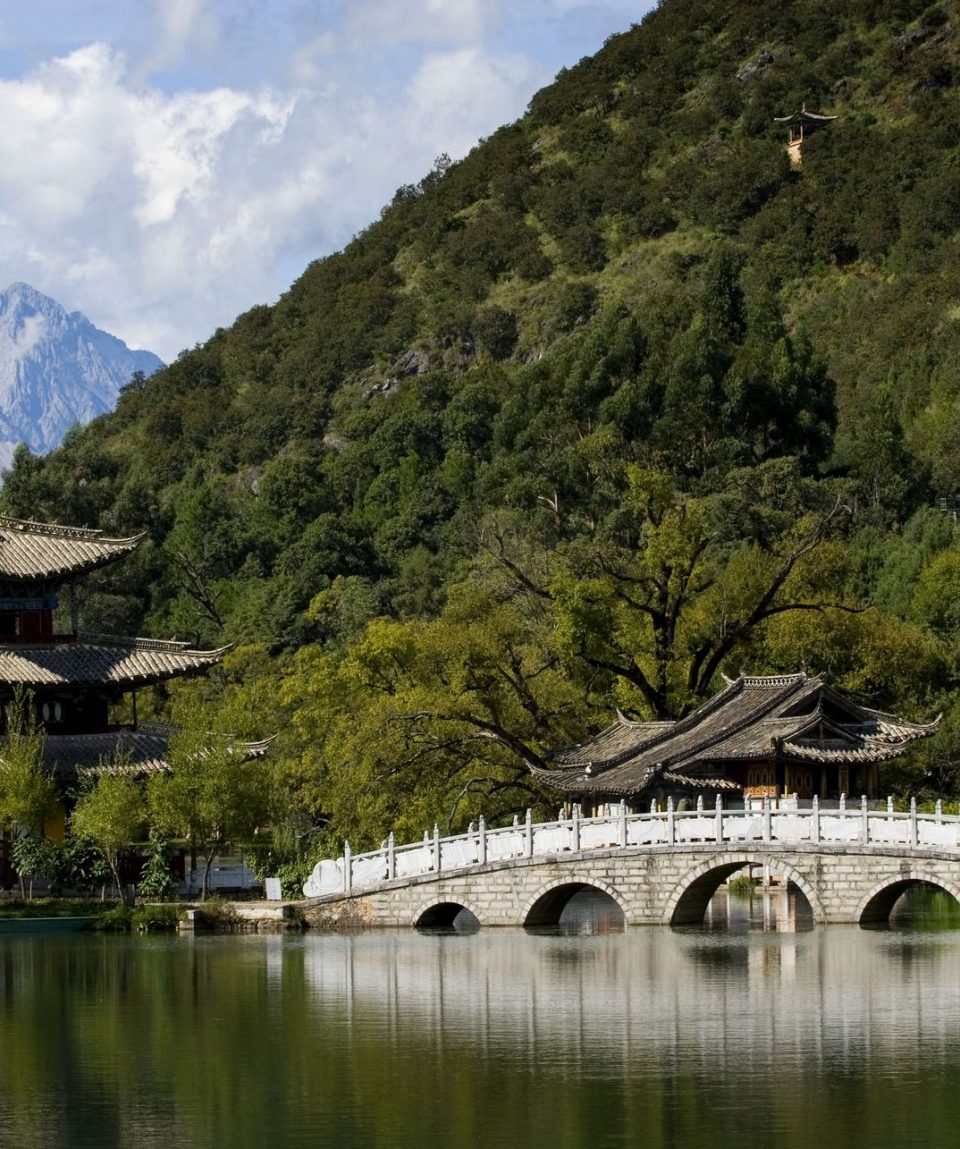 Black-Dragon-pool-Lijiang