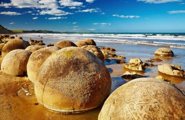 Moeraki-Boulders-New-Zealand