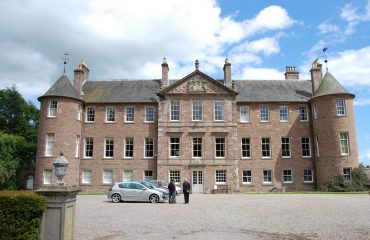 Brechin Castle by Kylemunro1 NC PD Wikimedia